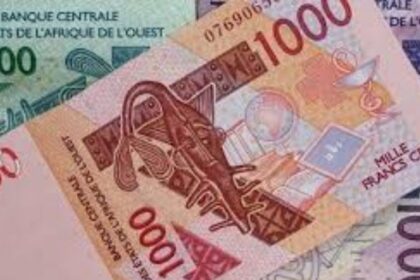 1 Dollar en CFA